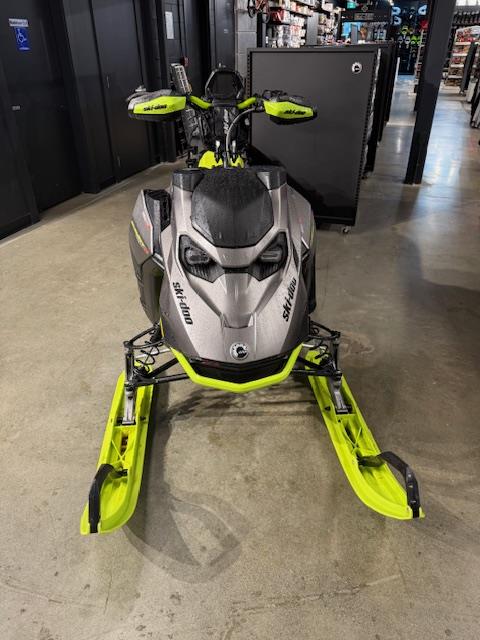 2023 Ski-Doo SUMMIT EXPERT 850 TURBO 165" BIG SCREEN - Photo 3