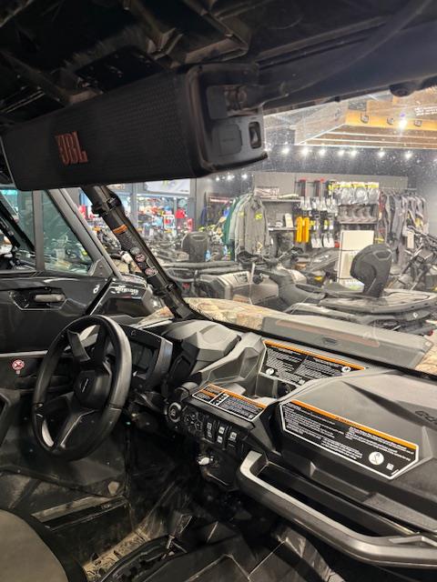2024 Can-Am COMMANDER 1000 XMR - Photo 3