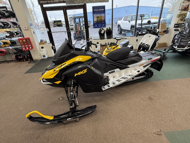2026 Ski-Doo MXZ SPORT 600EFI 129 1.25RS YEL - Photo 6