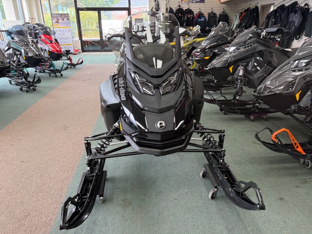 2026 Ski-Doo REN ADR 900ACE TBO 137 1.2RS BLK