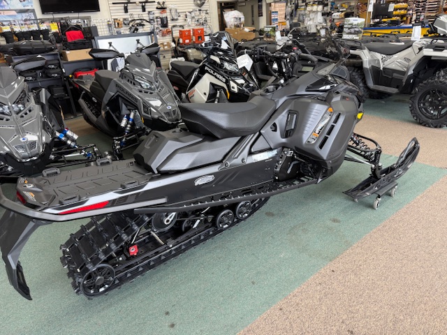 2026 Ski-Doo REN ADR 900ACE TBO 137 1.2RS BLK - Photo 3
