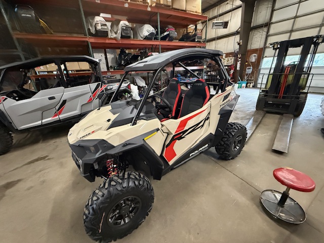 2026 Polaris Z26ASF99A6 RZR TRAIL S 1000 ULT SAND - Photo 3