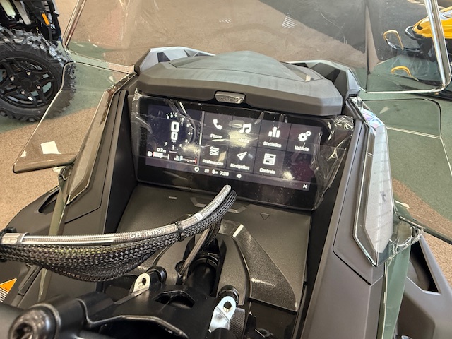 2026 Ski-Doo UXTN BAC X 850 E GRN 146 1.5 w10.25" - Photo 6