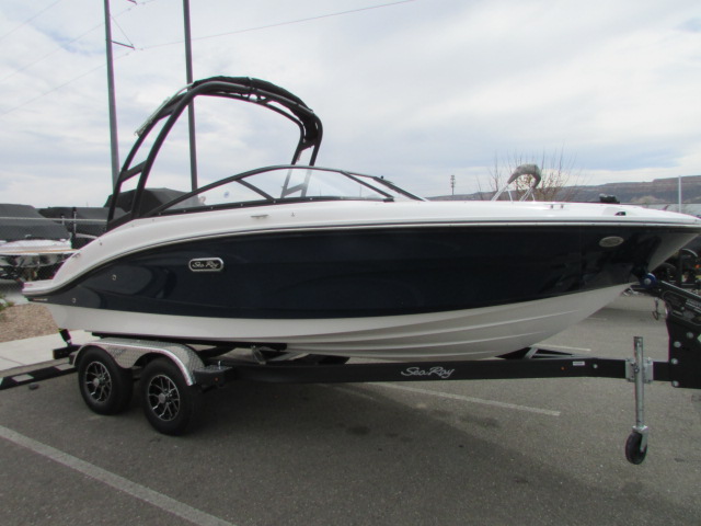 2025 Sea Ray 190 SPX - Photo 5