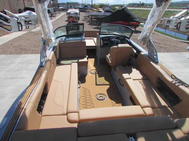 2026 MasterCraft 24 NXT - Photo 9