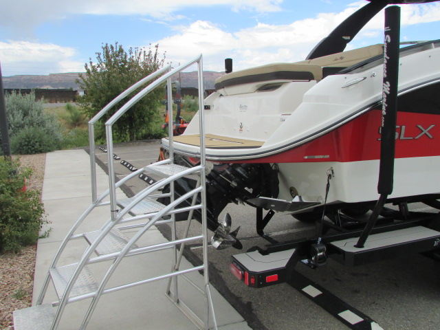 2025 Sea Ray 260 SLX Surf - Photo 5