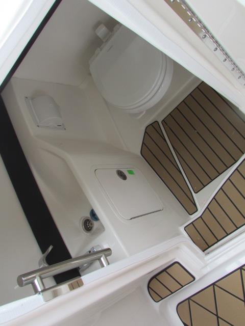 2025 Sea Ray 260 SLX Surf - Photo 9