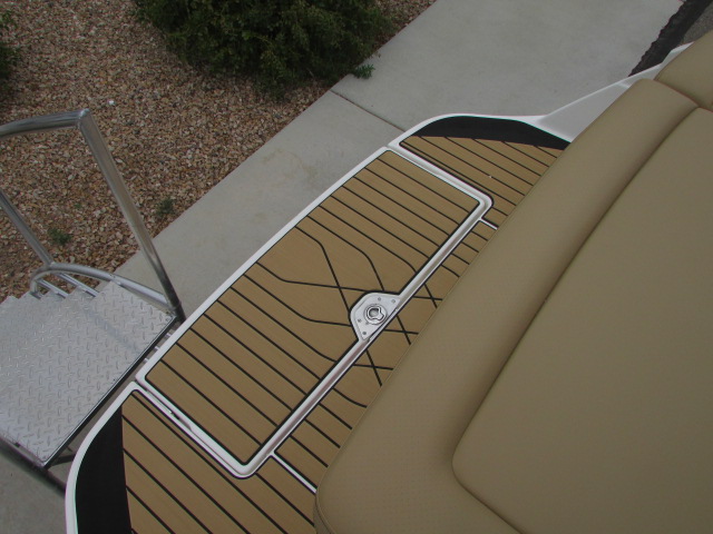 2025 Sea Ray 260 SLX Surf - Photo 15