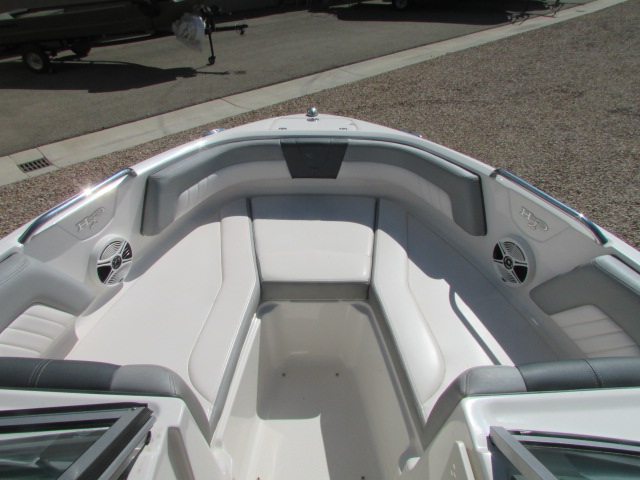 2019 Chaparral 210 H2O - Photo 7