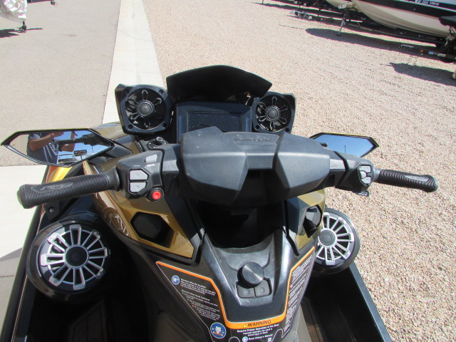 2023 Kawasaki Ultra 310 LX - Photo 4