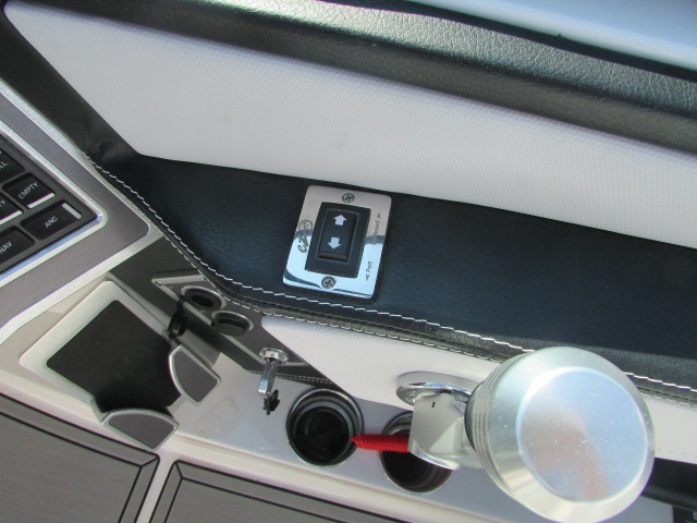 2021 MasterCraft XT25 - Photo 14