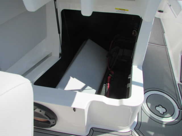 2021 MasterCraft XT25 - Photo 19