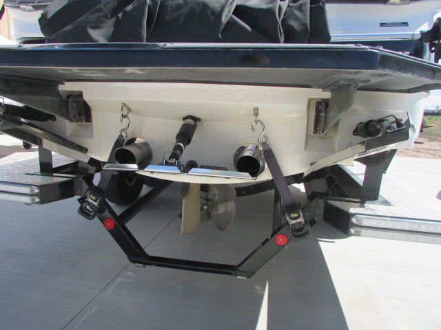 2017 MasterCraft X23 - Photo 5