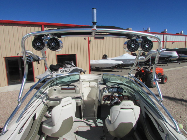 2007 Sea Ray 220 Select - Photo 10