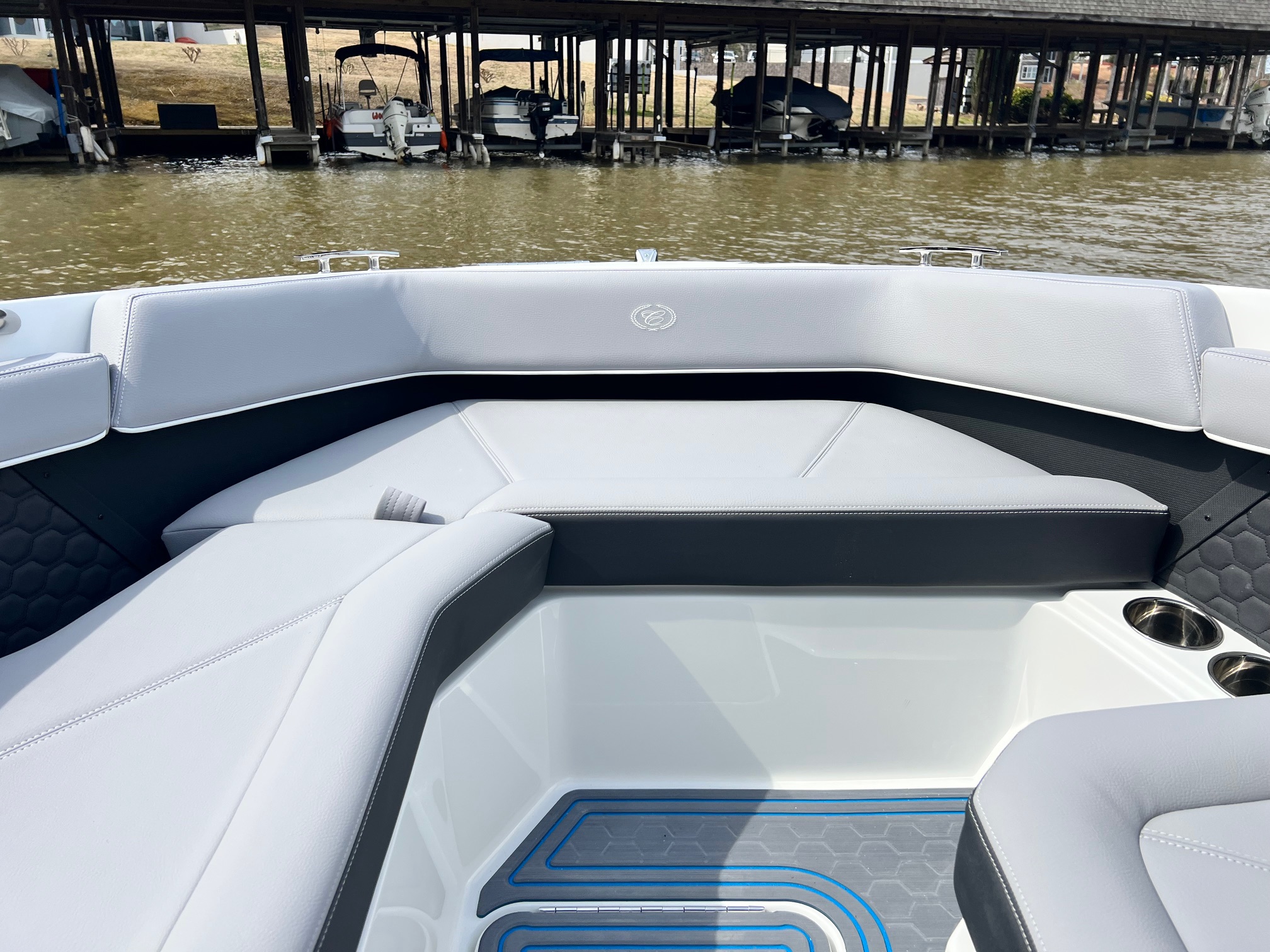 2025 Cobalt R6 Surf - Photo 5