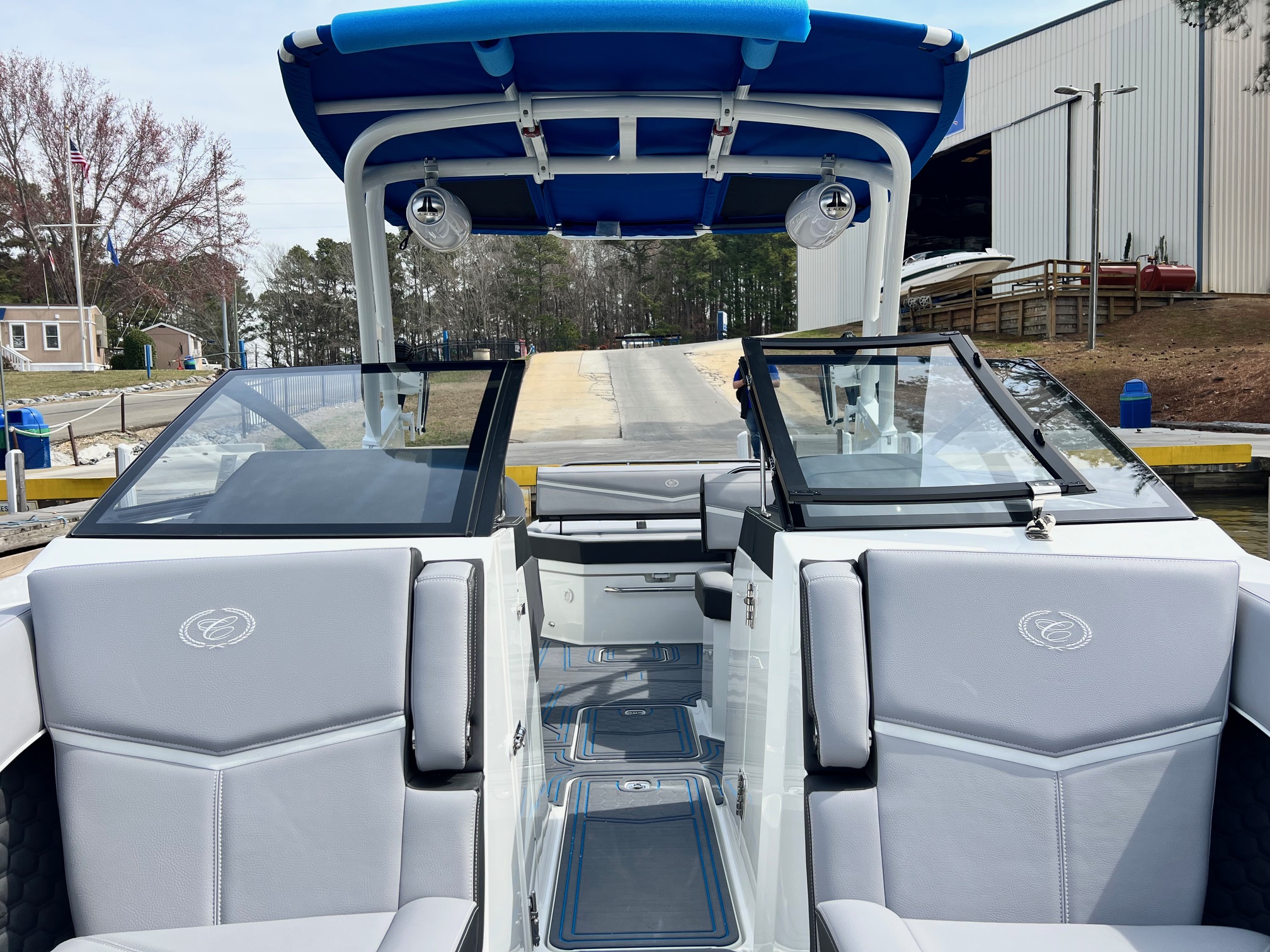 2025 Cobalt R6 Surf - Photo 6