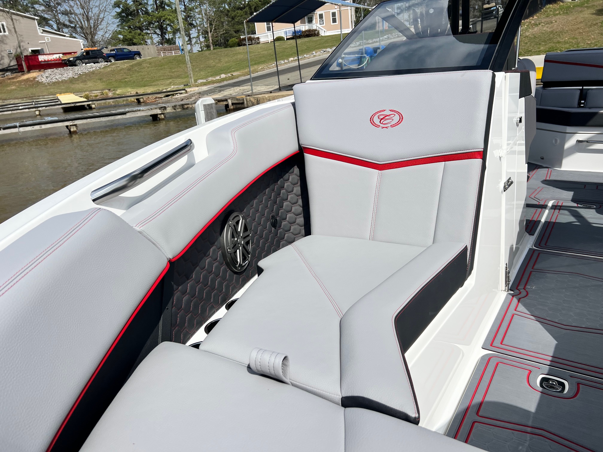 2025 Cobalt Surf Class R4 - Photo 7