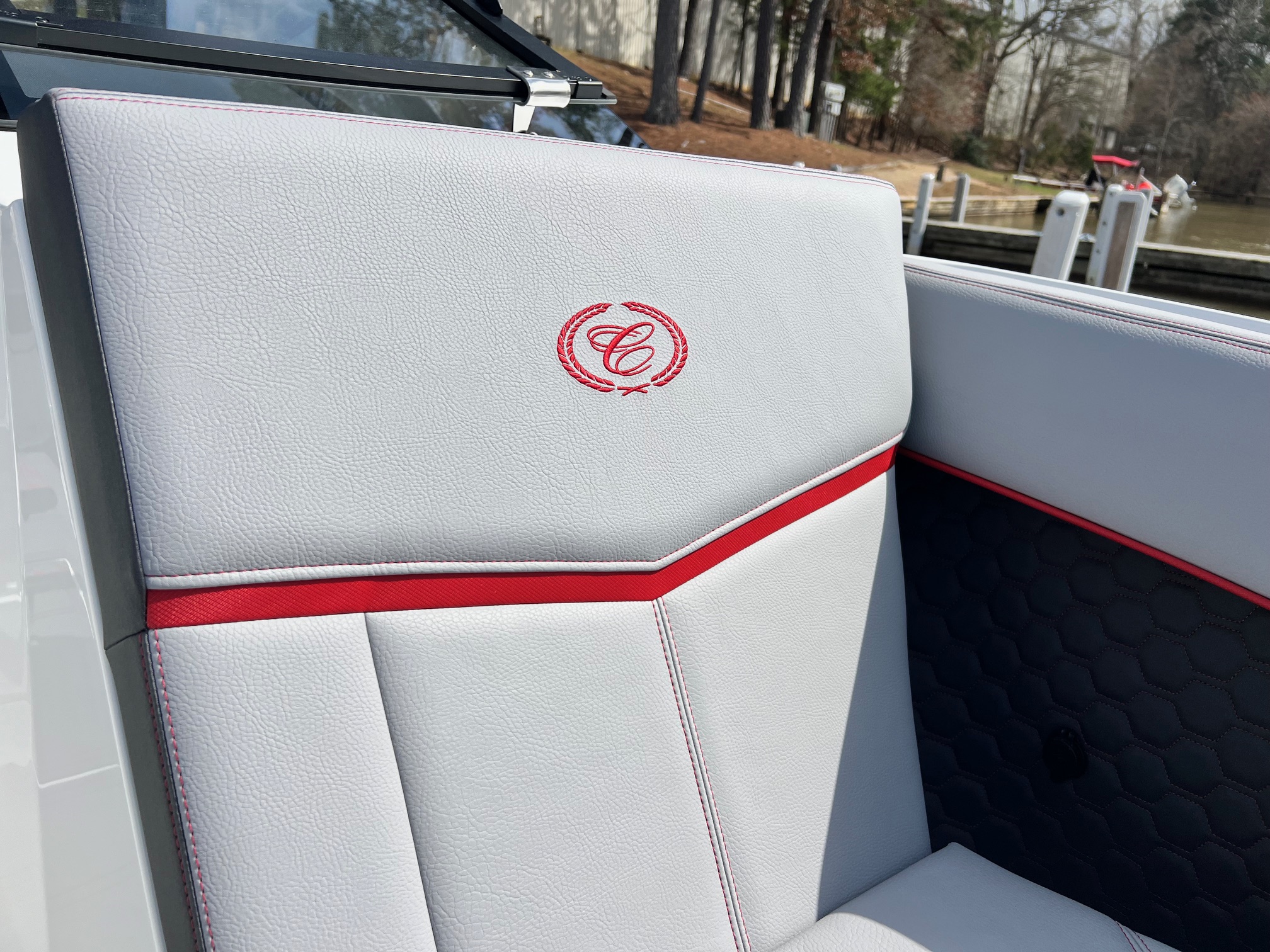 2025 Cobalt Surf Class R4 - Photo 10