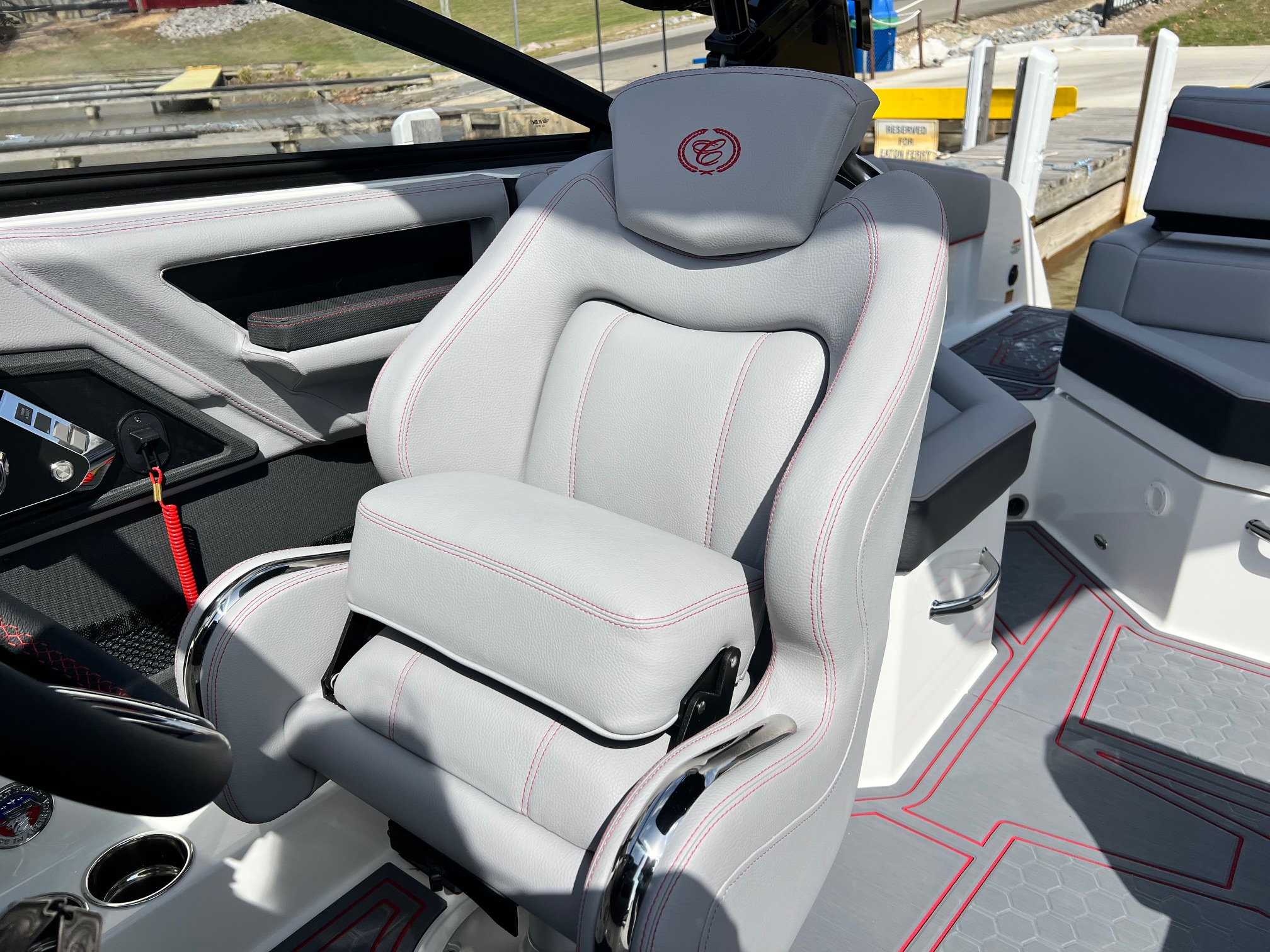 2025 Cobalt Surf Class R4 - Photo 18