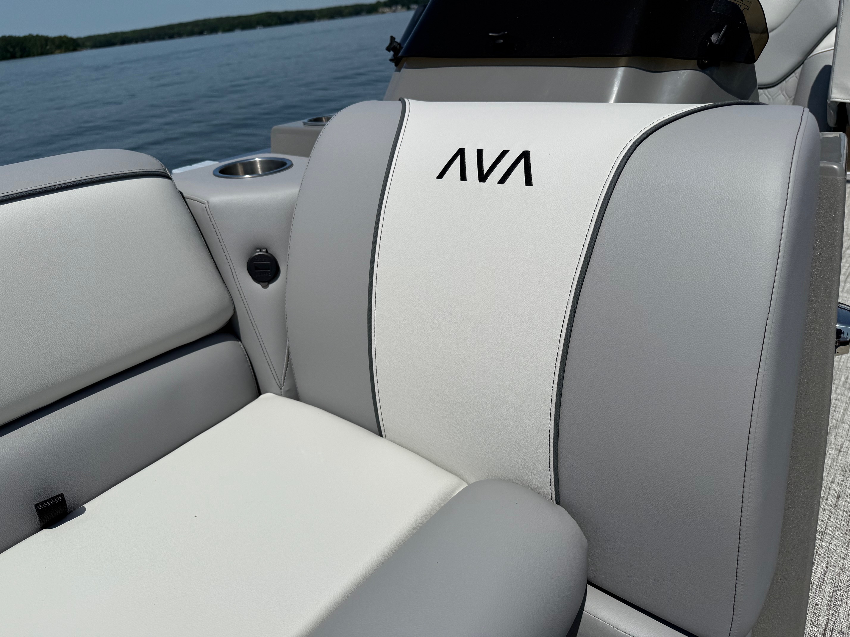 2025 Avalon 2185 25 Venture CR - Photo 6