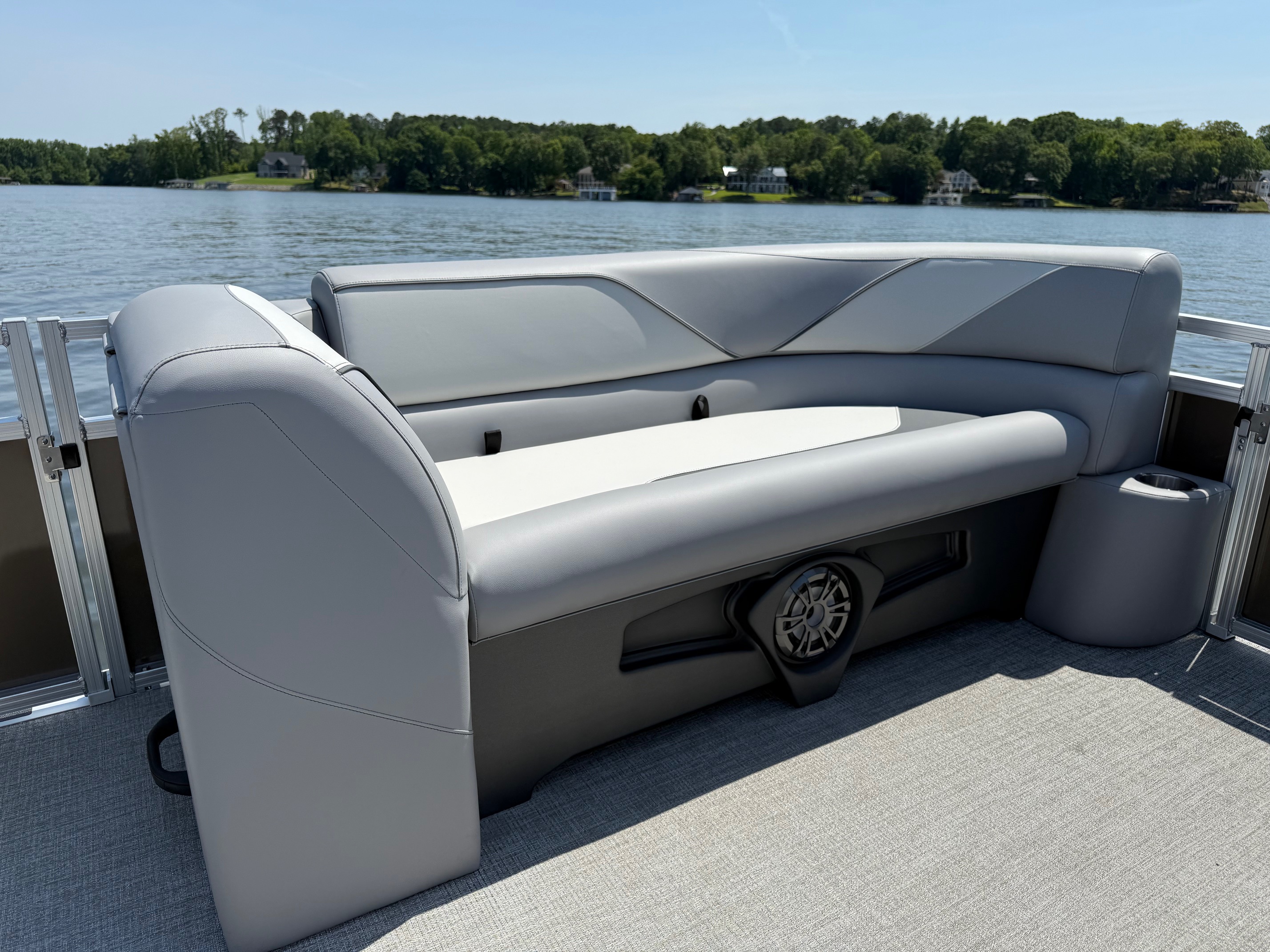 2025 Avalon 2185 25 Venture CR - Photo 9