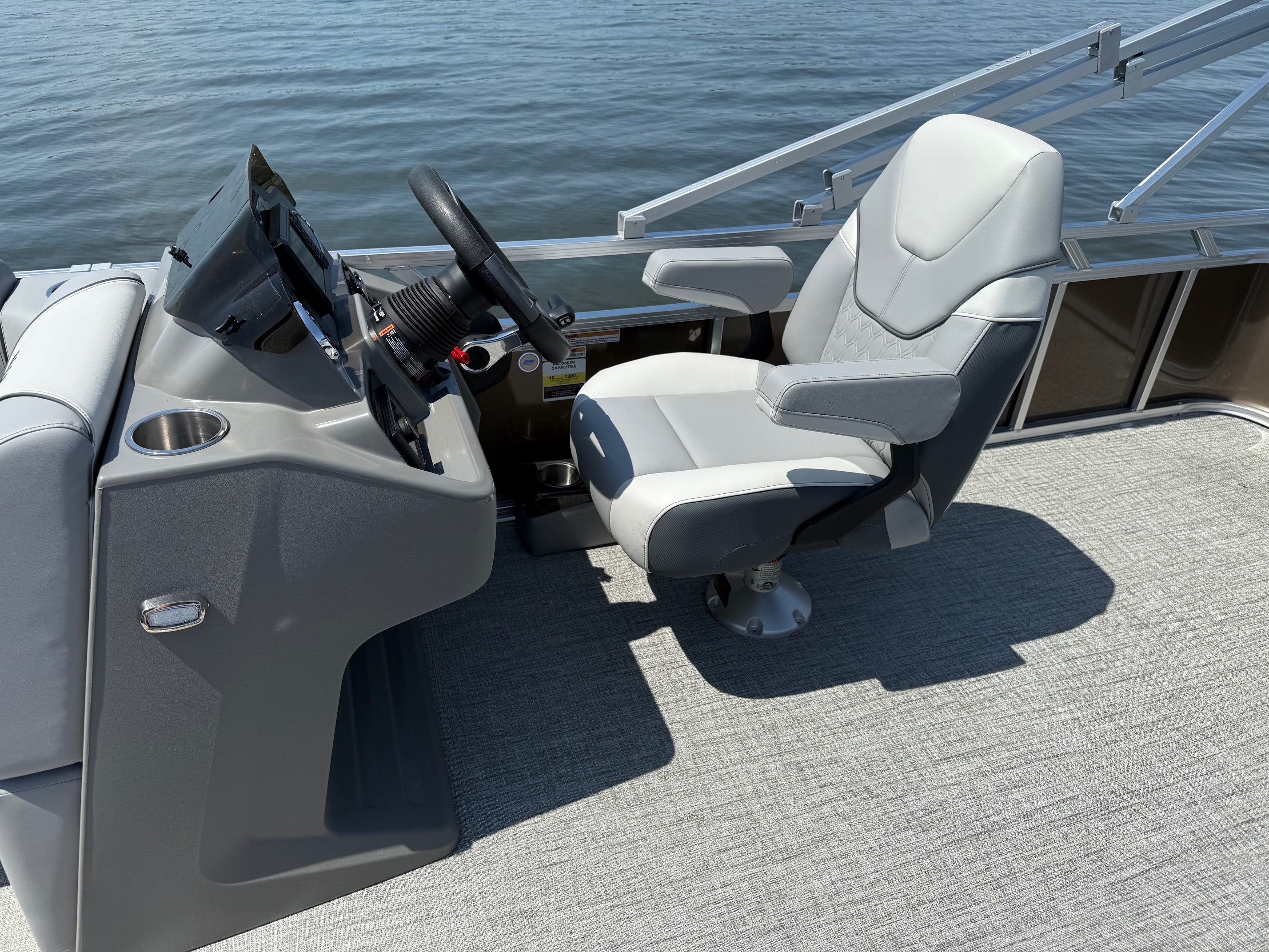 2025 Avalon 2185 25 Venture CR - Photo 12
