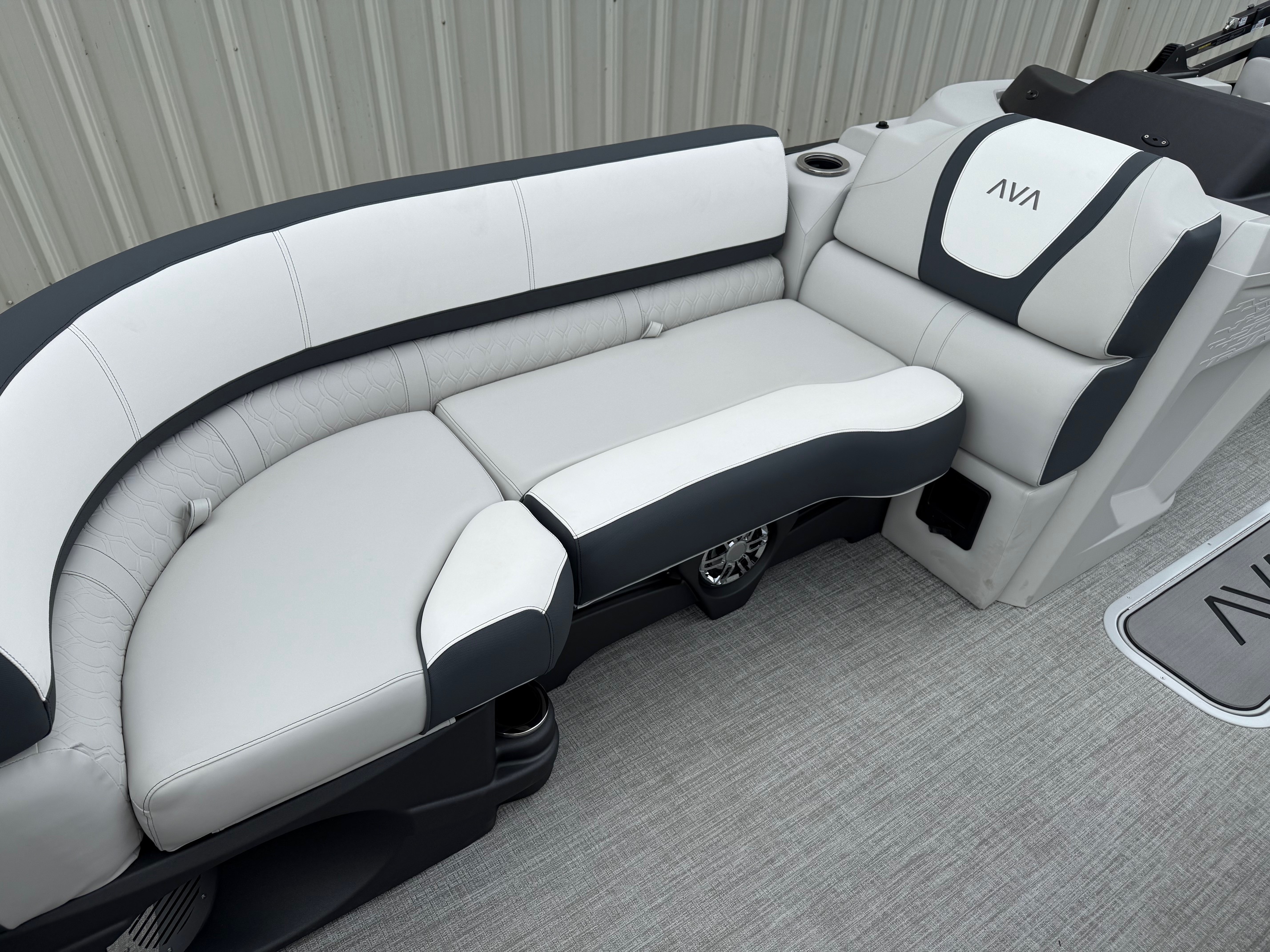 2026 Avalon Catalina - 23 FT Quad Lounger - Photo 6