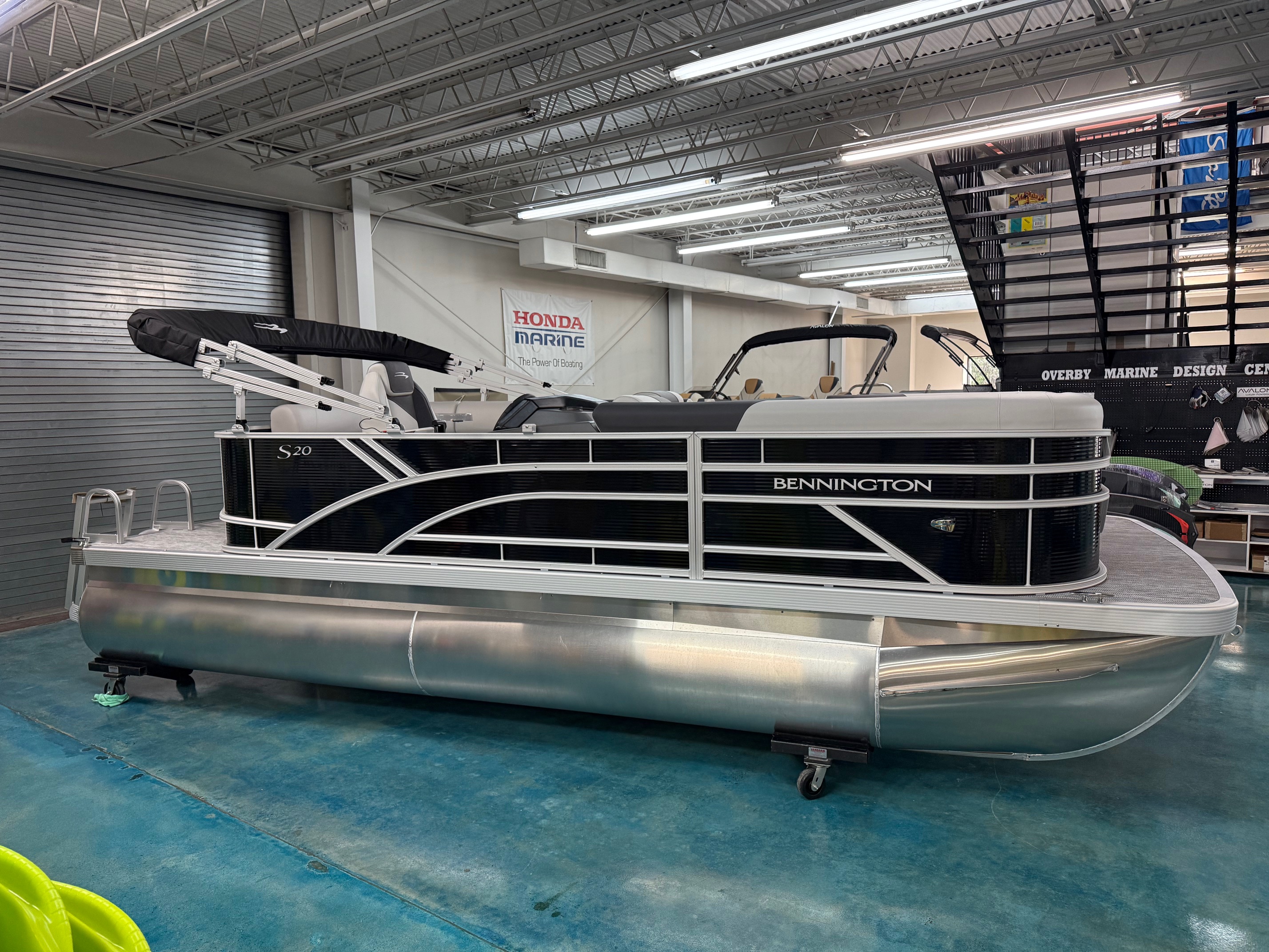 2026 Bennington S Series 20 SL - Photo 2