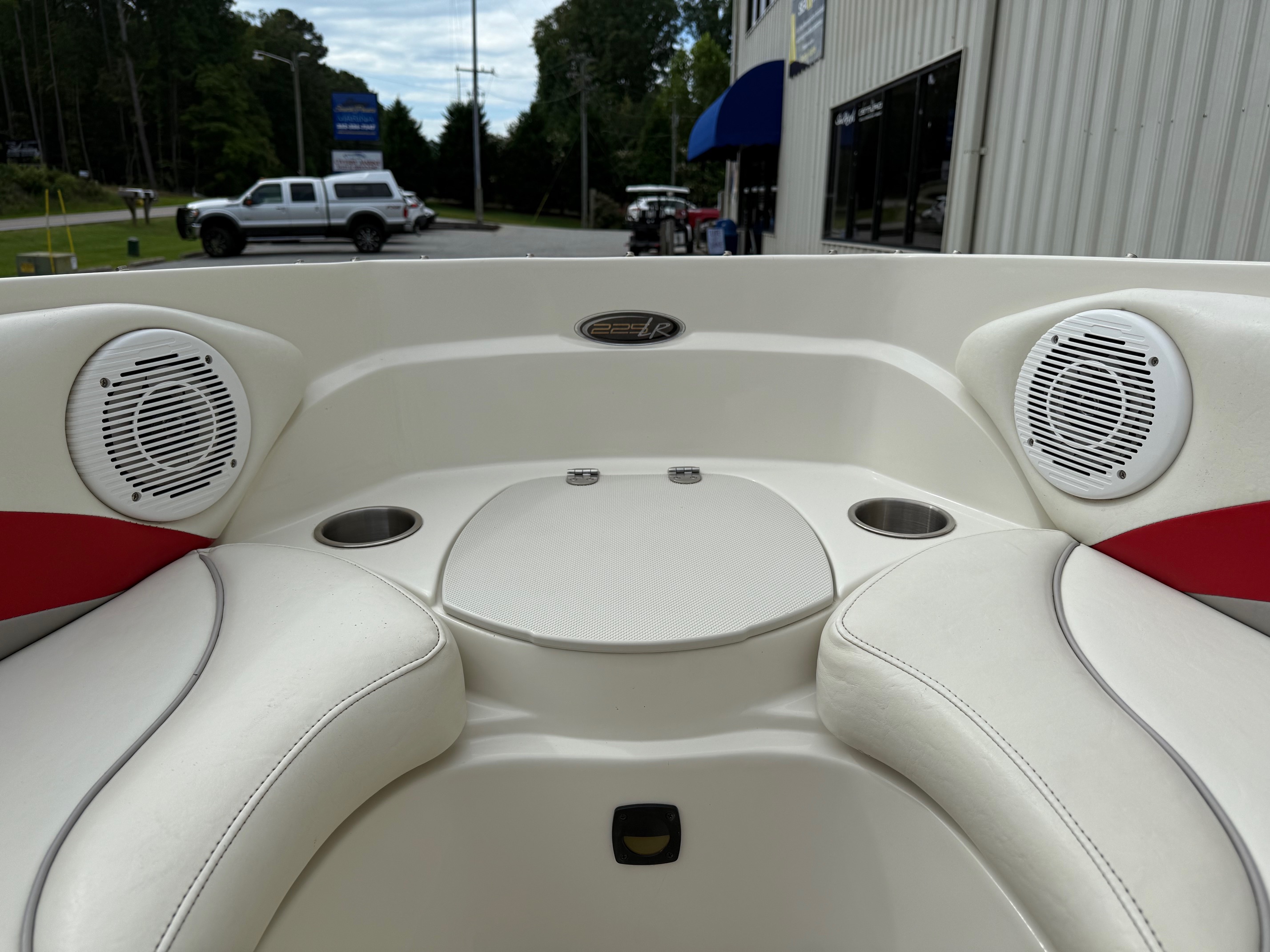 2009 Stingray Boats 225LR - Photo 5
