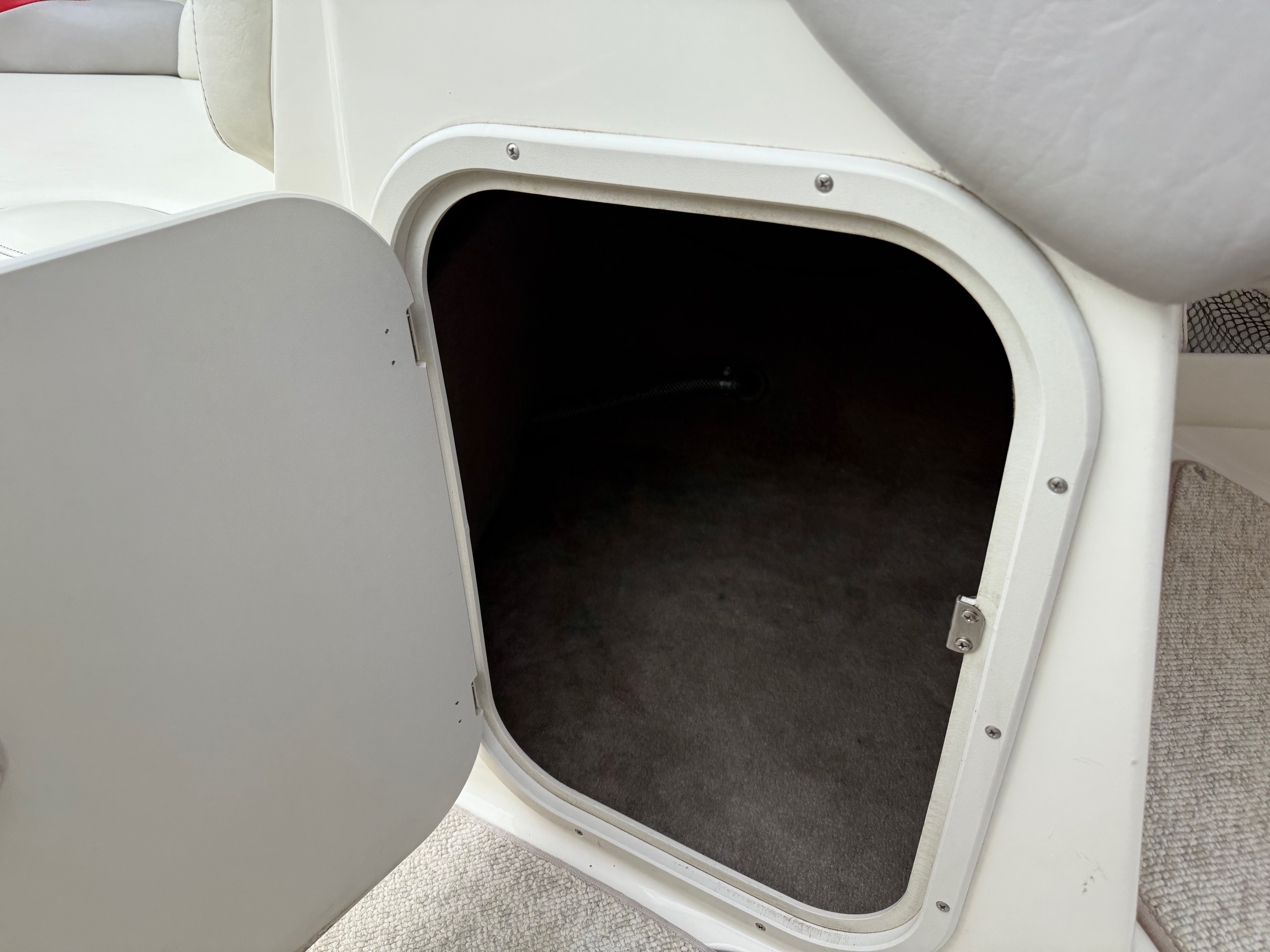 2009 Stingray Boats 225LR - Photo 16