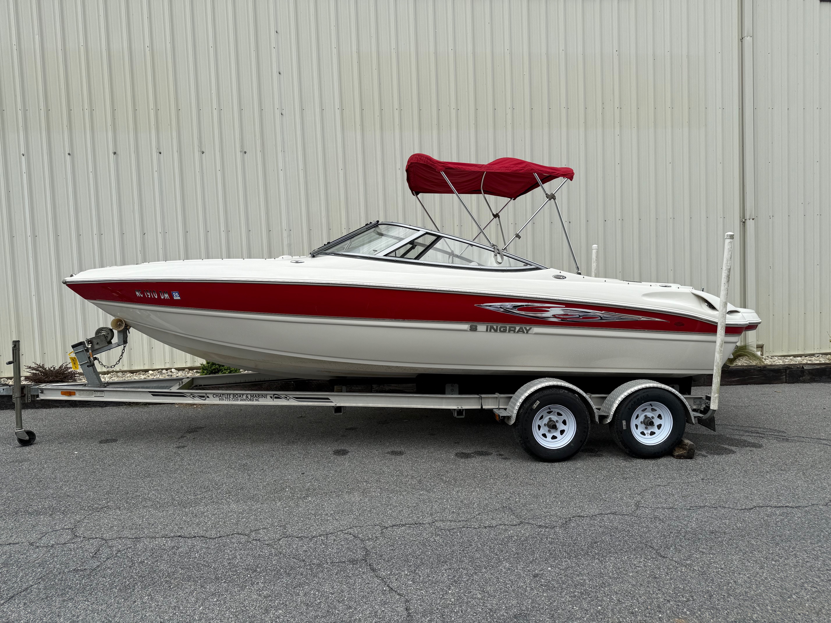 2009 Stingray Boats 225LR - Photo 2