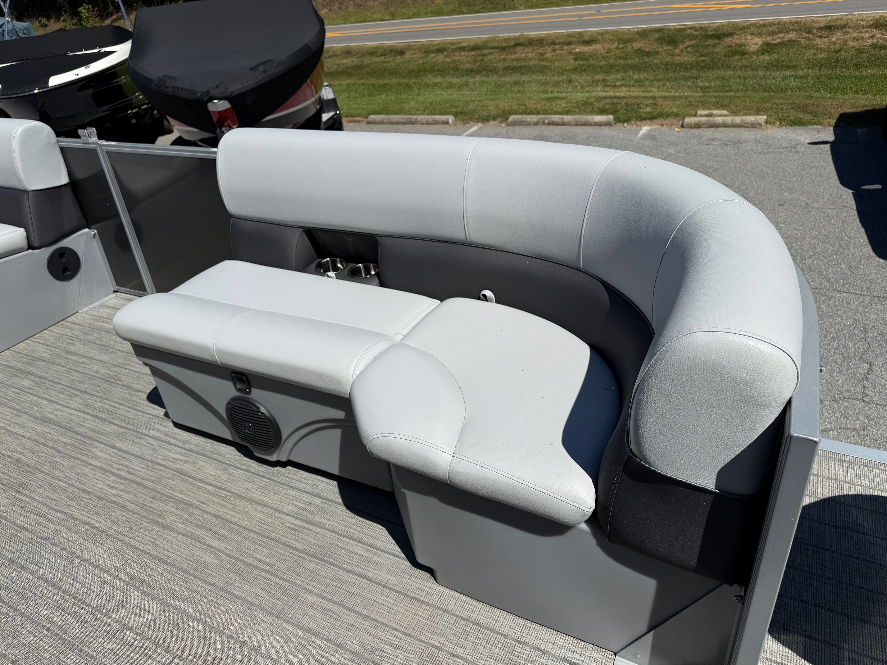 2021 Bentley Pontoons Bentley 220 Fish-N-Cruise - Photo 9