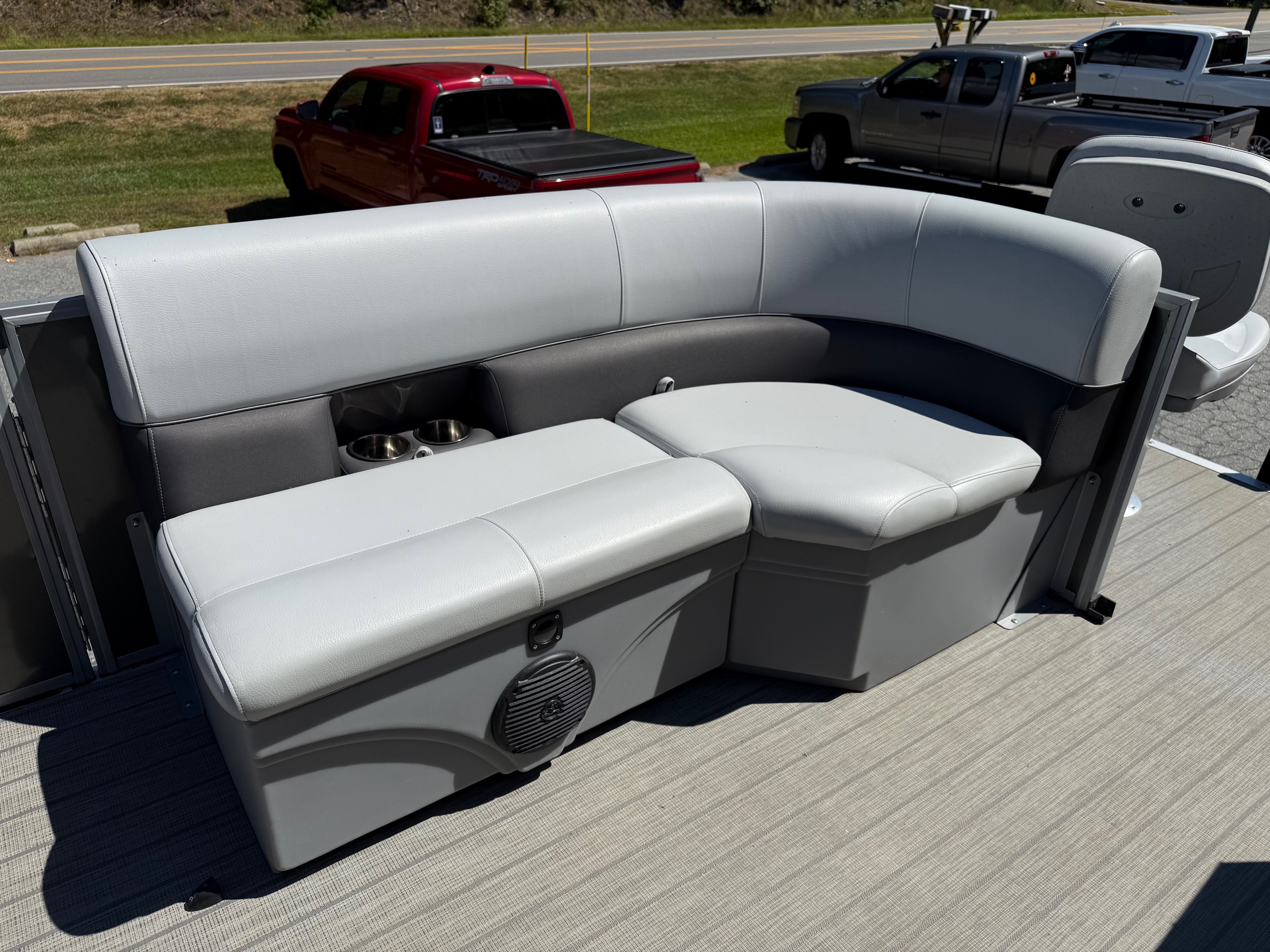 2021 Bentley Pontoons Bentley 220 Fish-N-Cruise - Photo 10