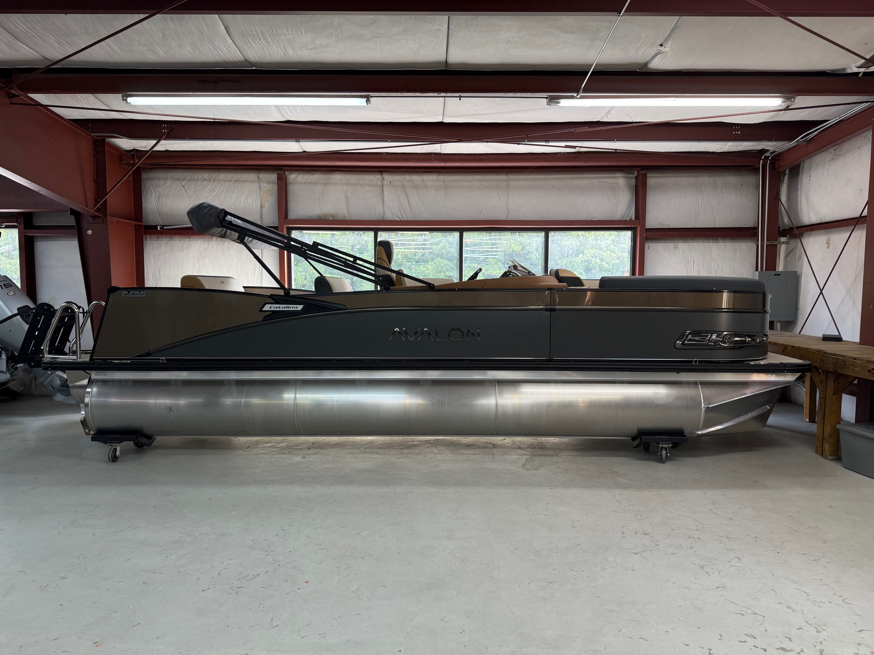 2026 Avalon Catalina - 23 FT Versatile Rear Lounger