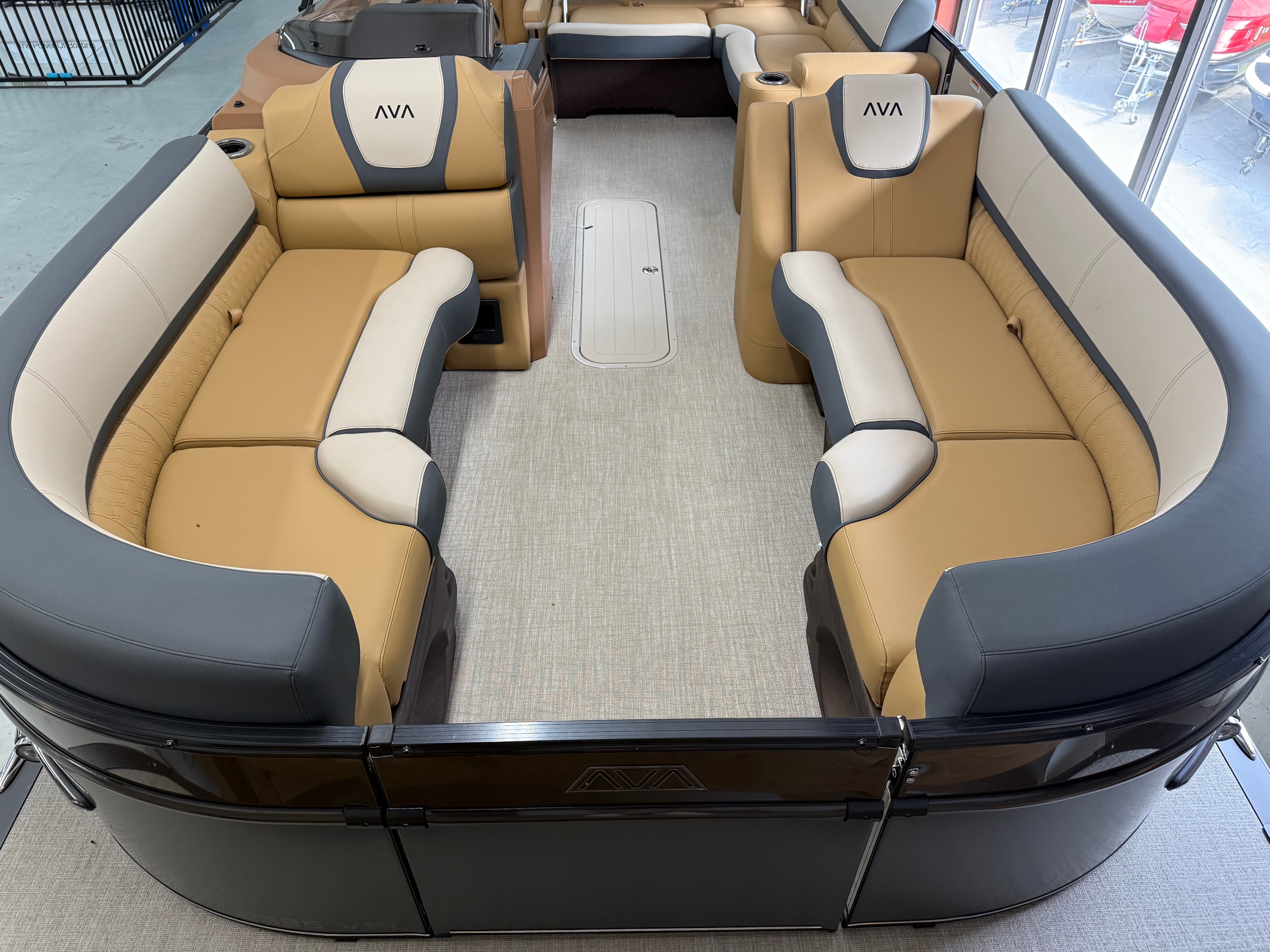 2026 Avalon Catalina - 23 FT Versatile Rear Lounger - Photo 5