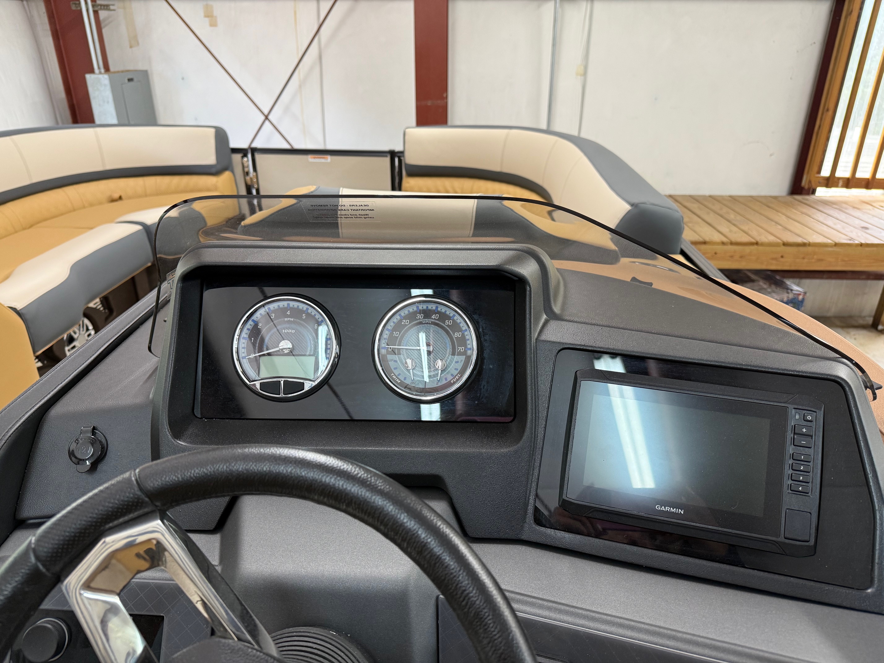2026 Avalon Catalina - 23 FT Versatile Rear Lounger - Photo 19