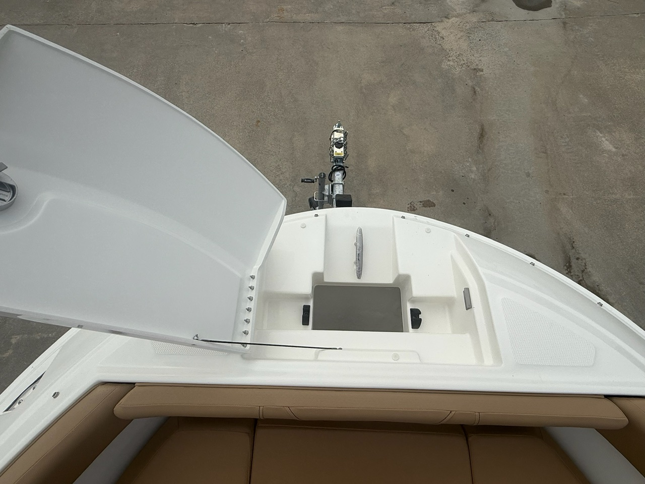 2026 Sea Ray SDX 230 - Photo 6