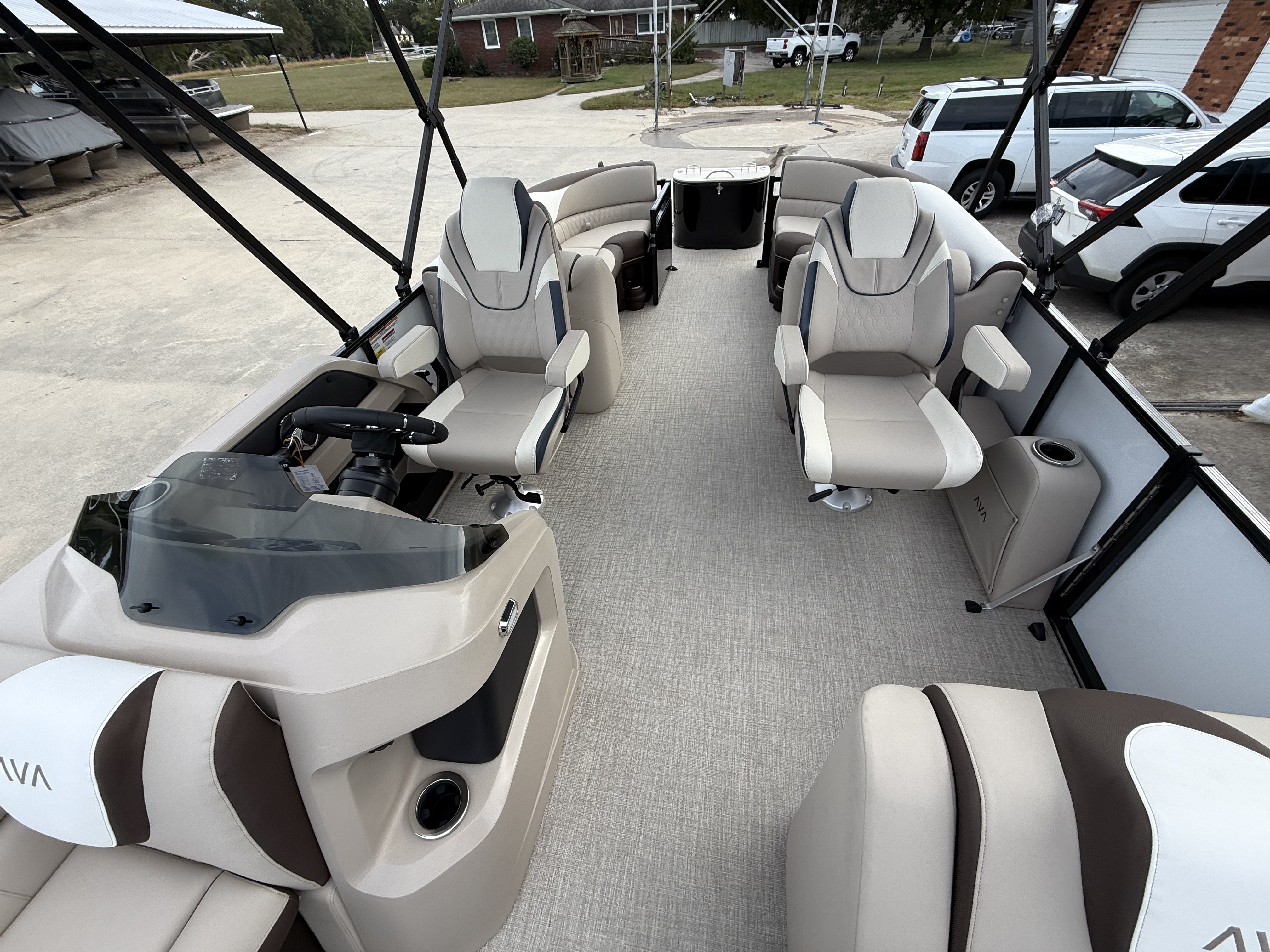 2026 Avalon LSZ - 23 FT Quad Lounger - Photo 8