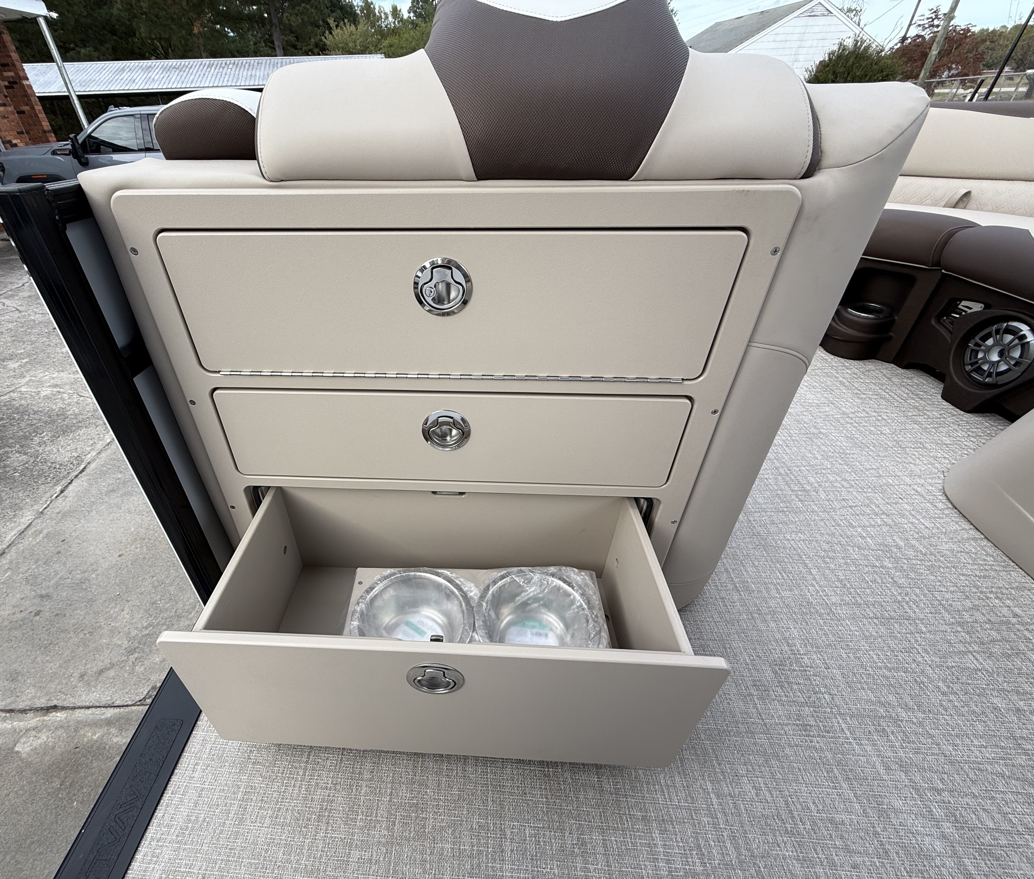 2026 Avalon LSZ - 23 FT Quad Lounger - Photo 15