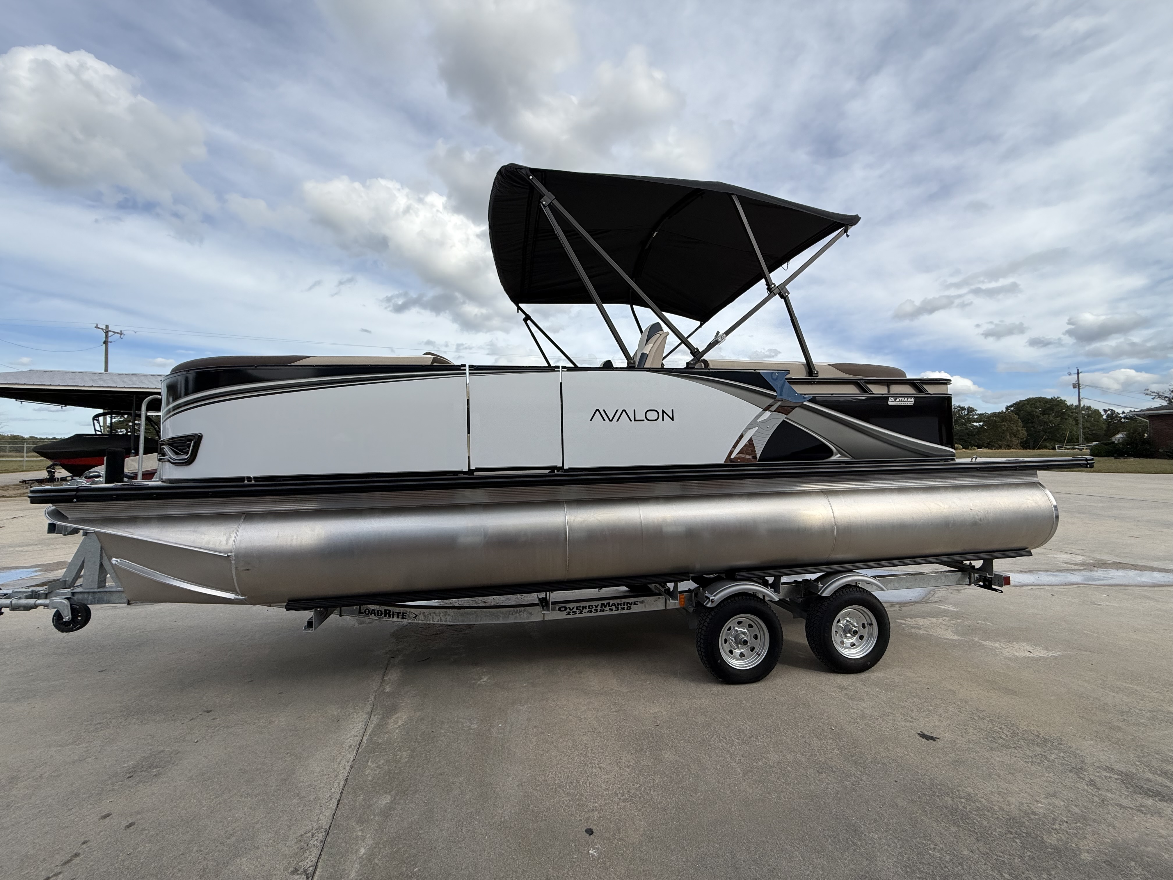 2026 Avalon LSZ - 23 FT Quad Lounger