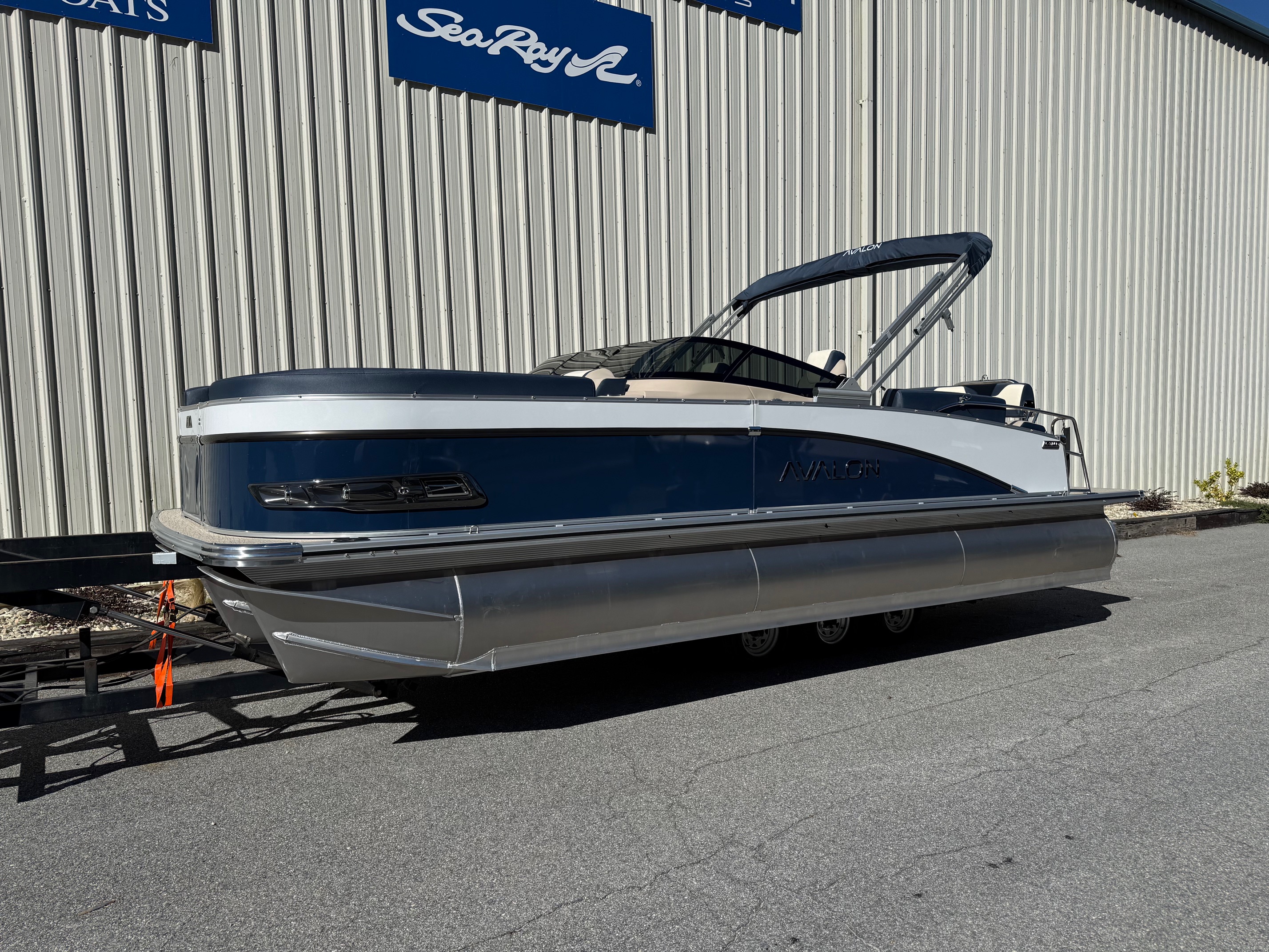 2026 Avalon Catalina - 23 FT Cruise Rear Bench Windshield - Photo 3