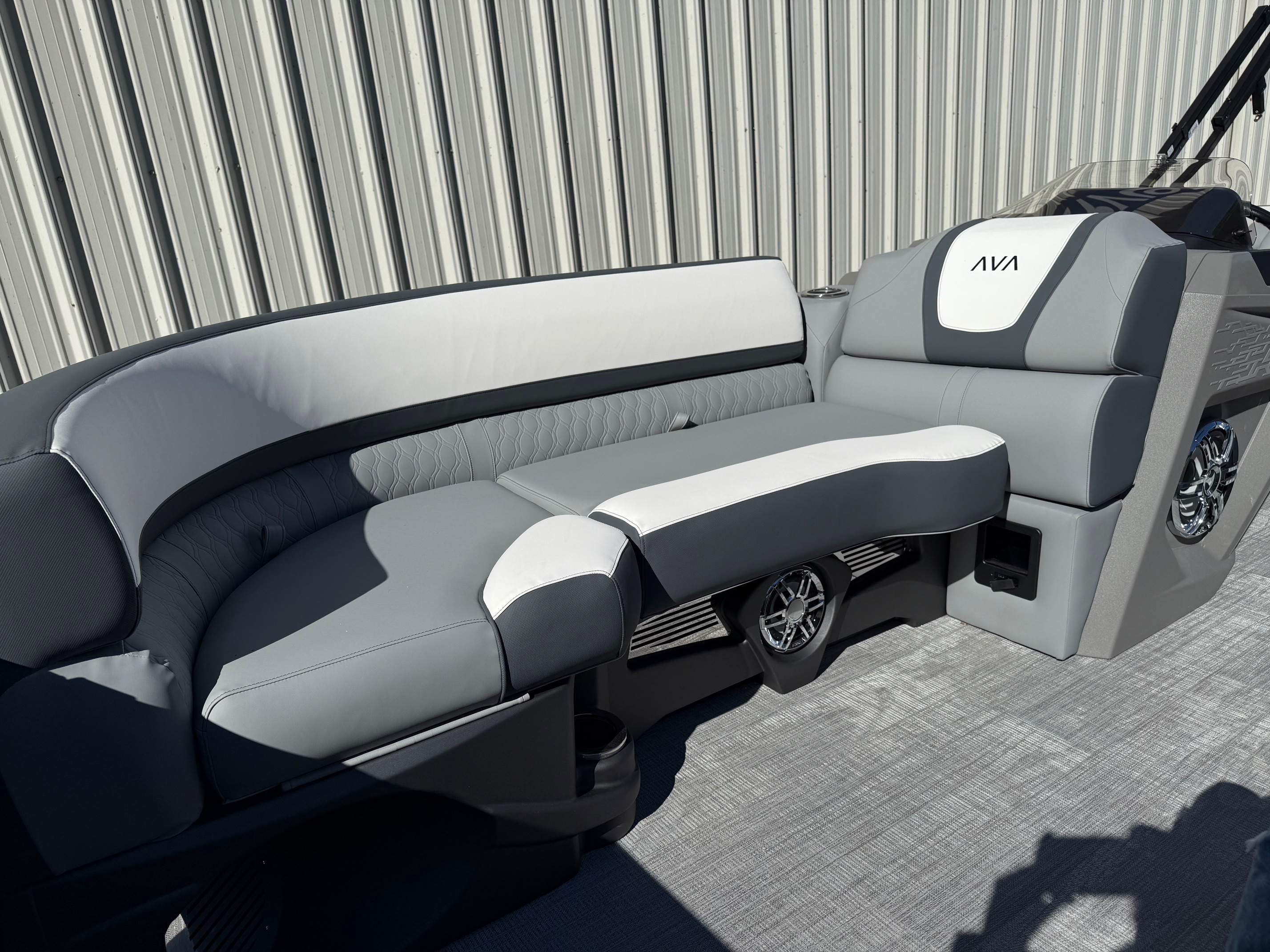 2026 Avalon Catalina - 25 FT Quad Lounger - Photo 8
