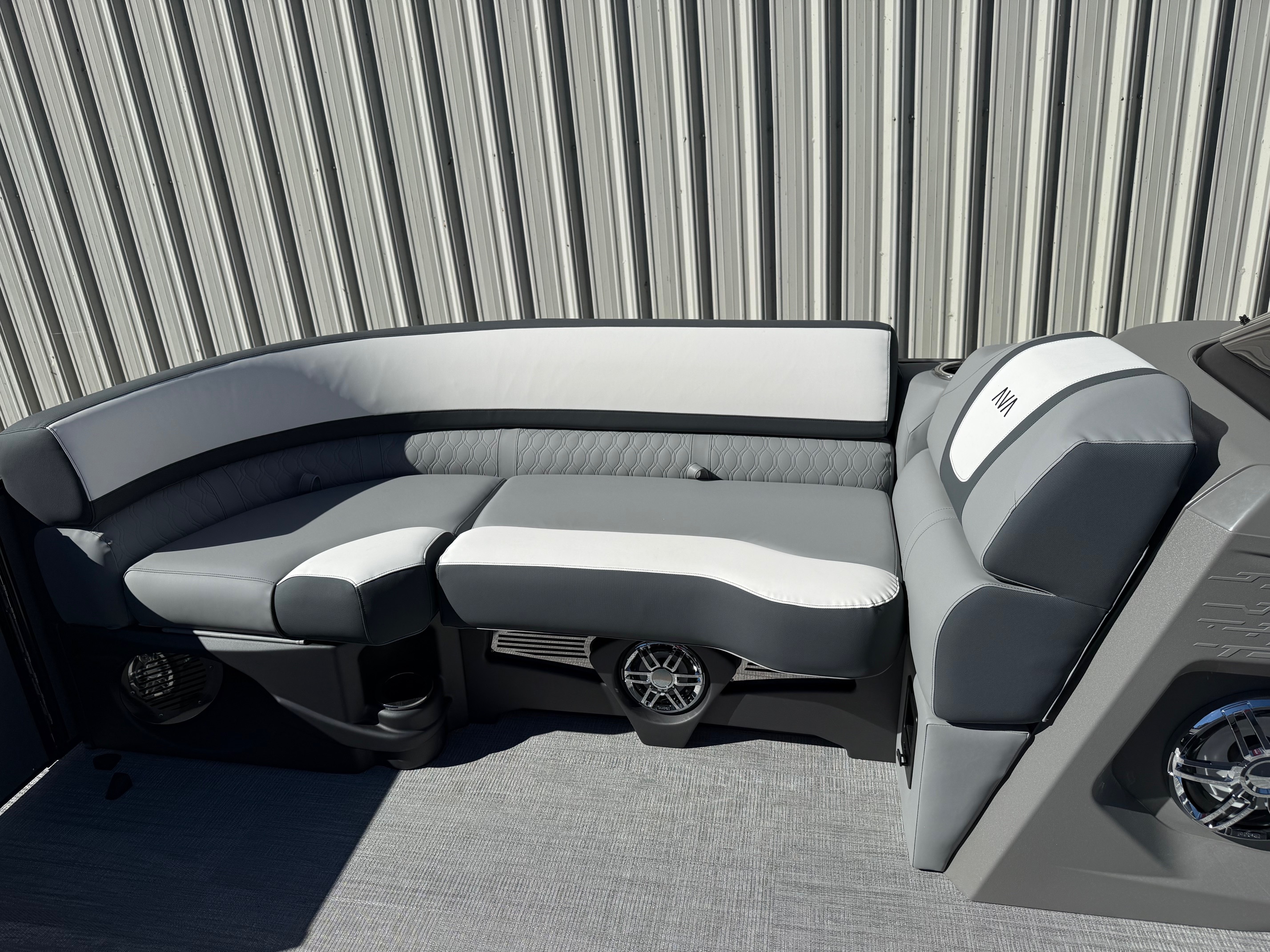 2026 Avalon Catalina - 25 FT Quad Lounger - Photo 9