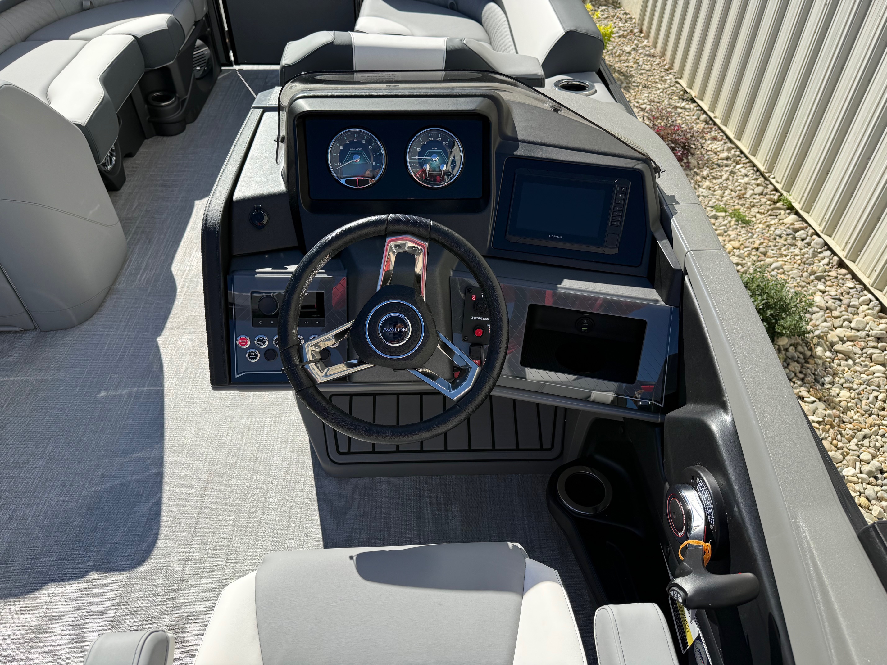 2026 Avalon Catalina - 25 FT Quad Lounger - Photo 17