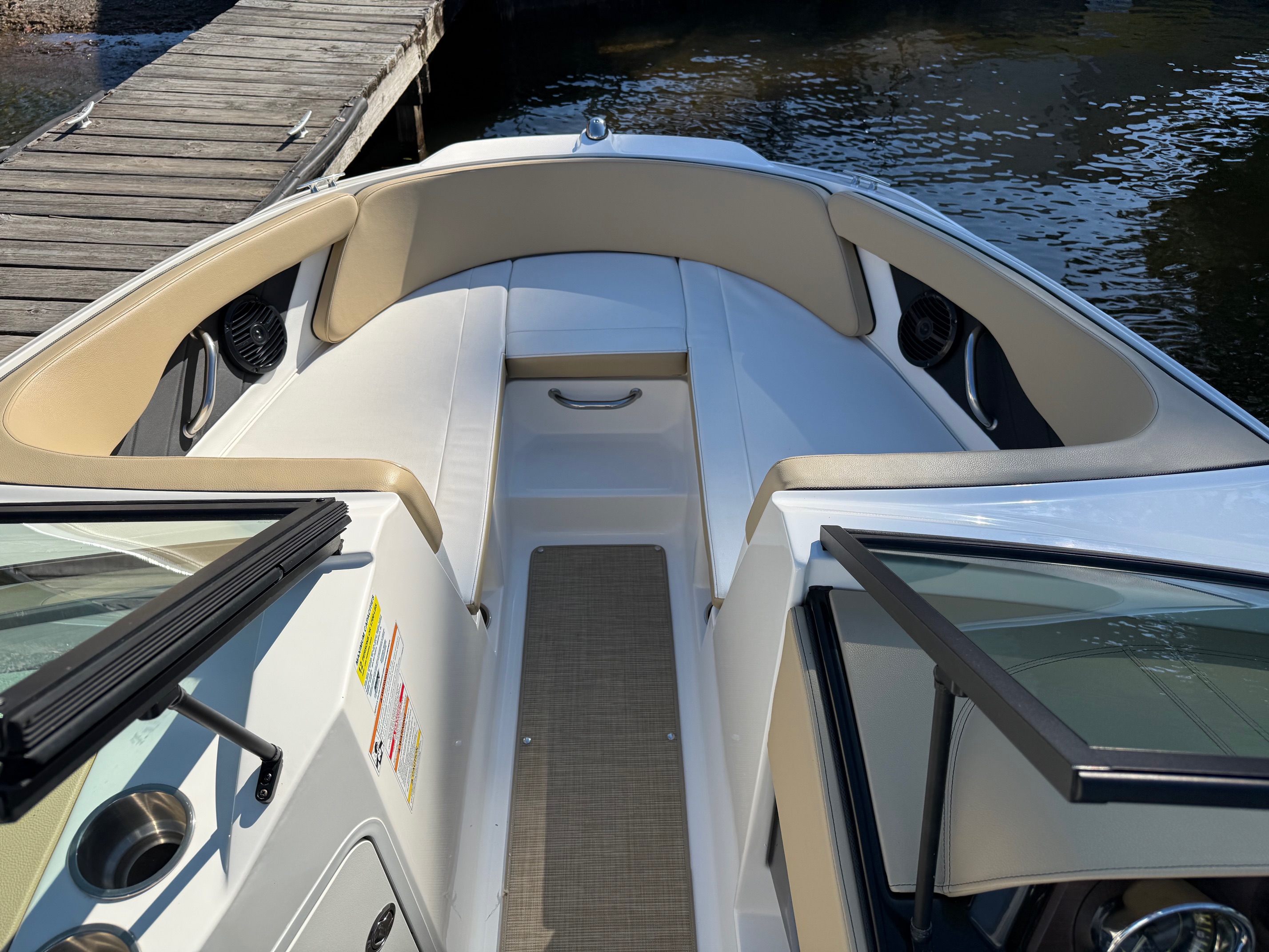 2017 Sea Ray SPX 210 - Photo 3