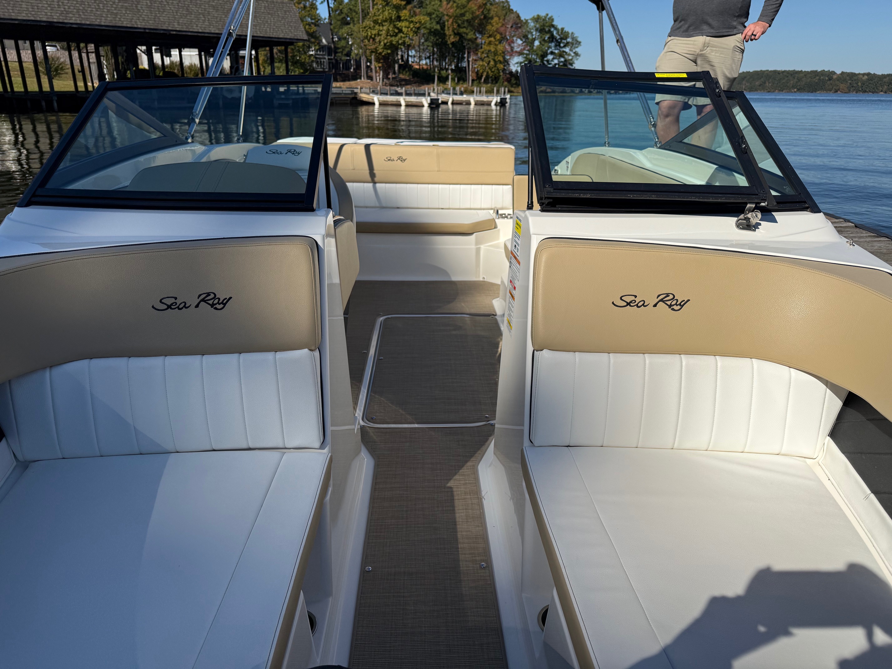2017 Sea Ray SPX 210 - Photo 5