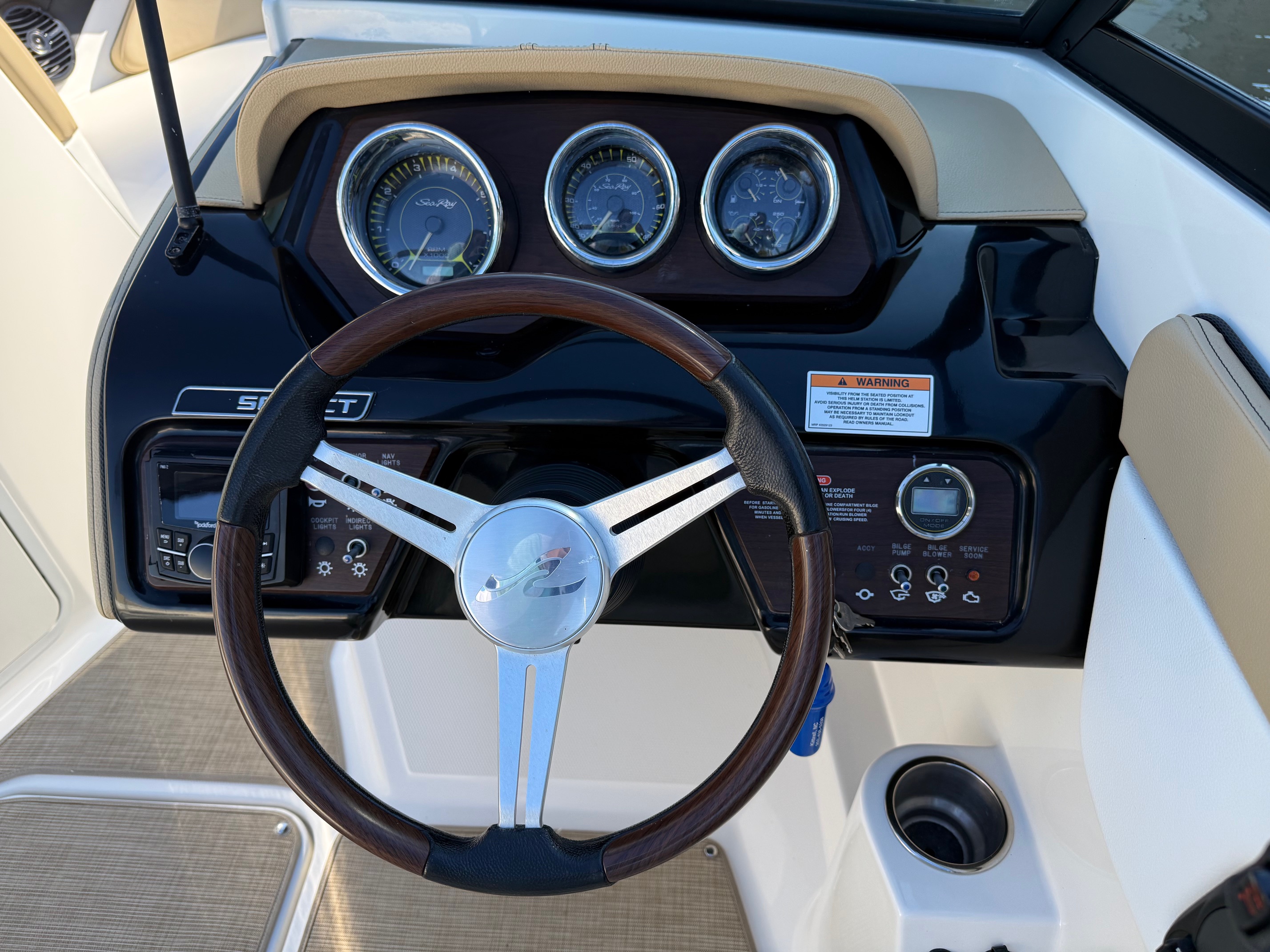 2017 Sea Ray SPX 210 - Photo 15