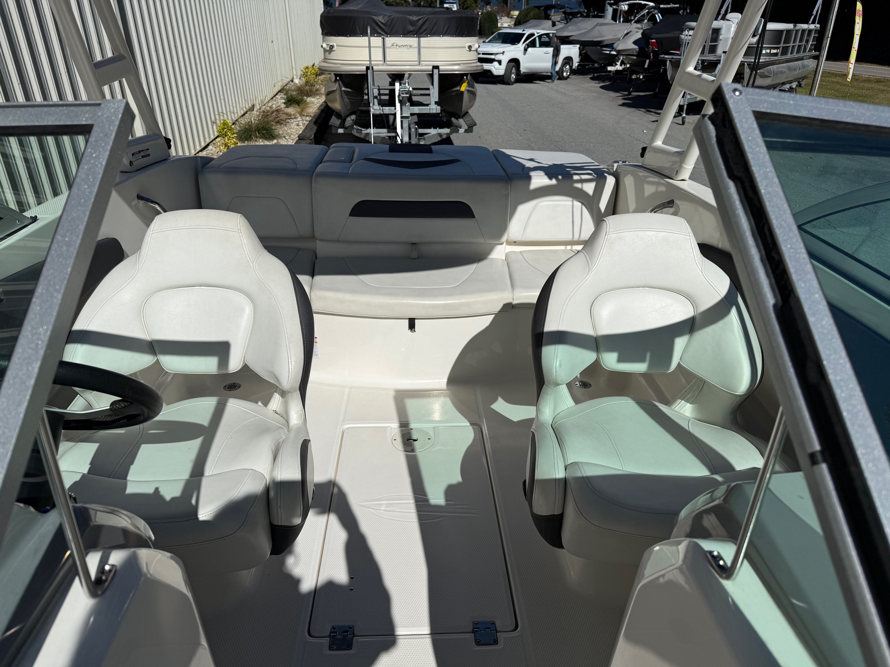 2014 Chaparral H2O 19 Sport - Photo 8