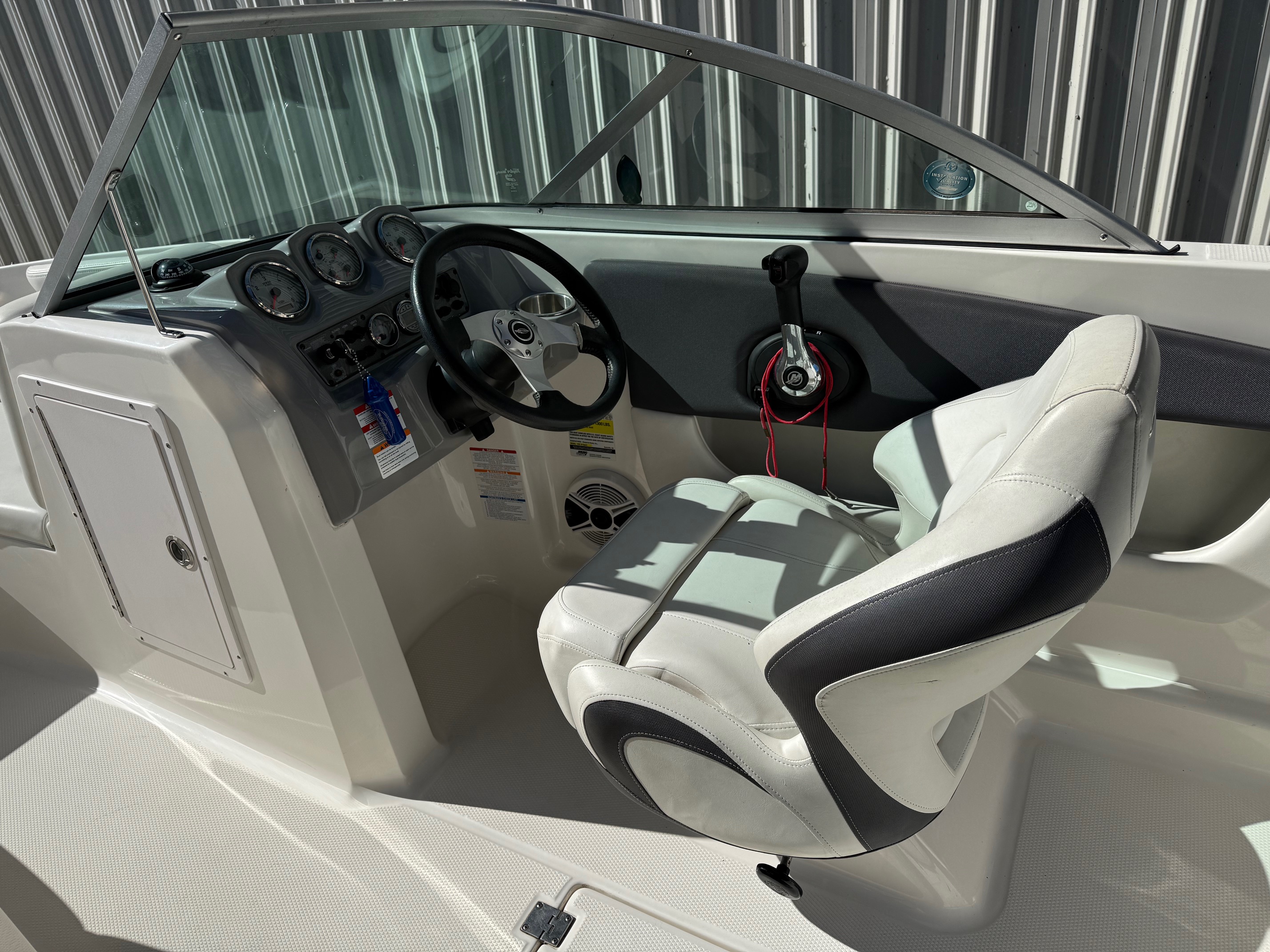 2014 Chaparral H2O 19 Sport - Photo 19