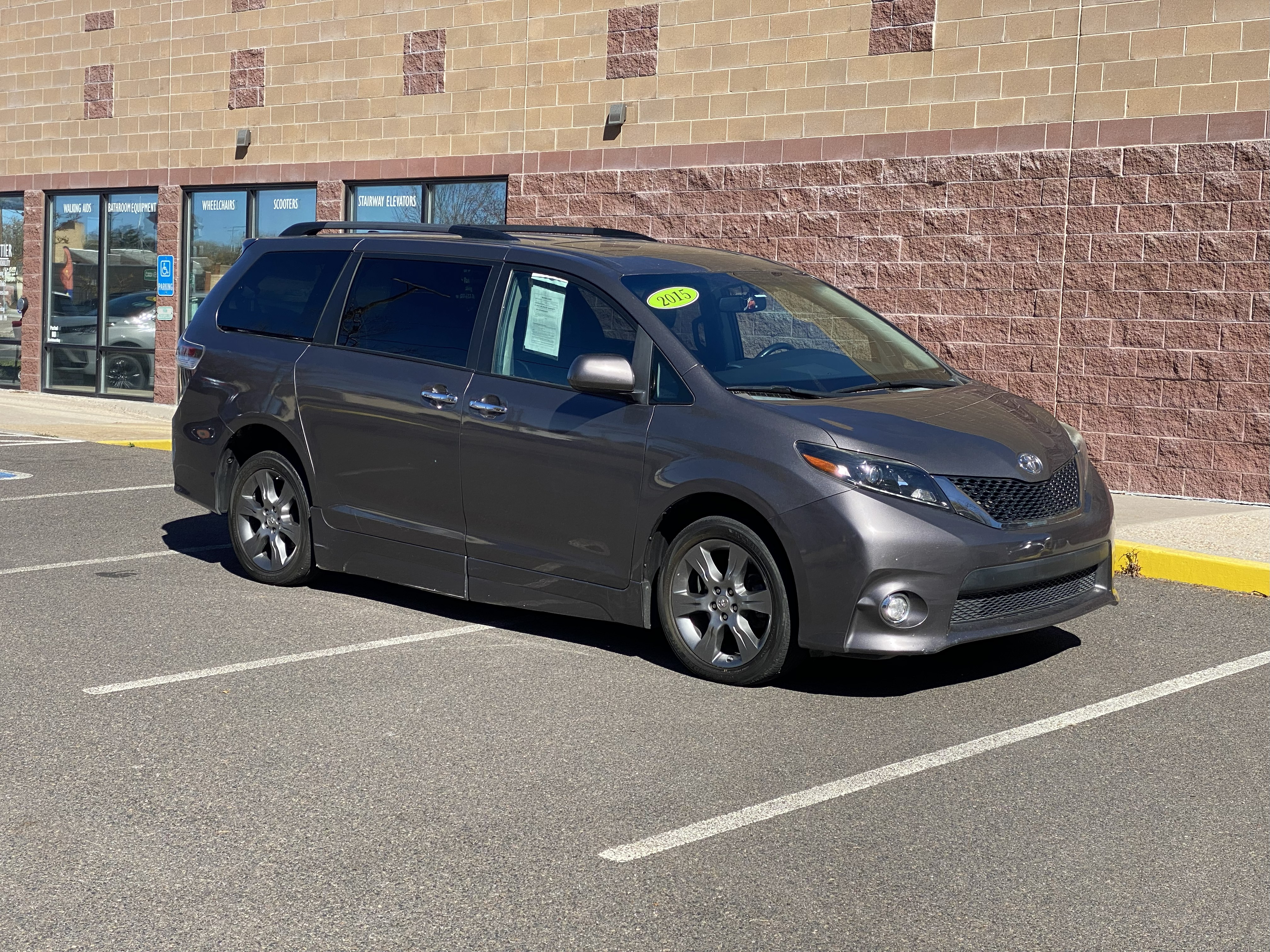 2015 Toyota Sienna SE